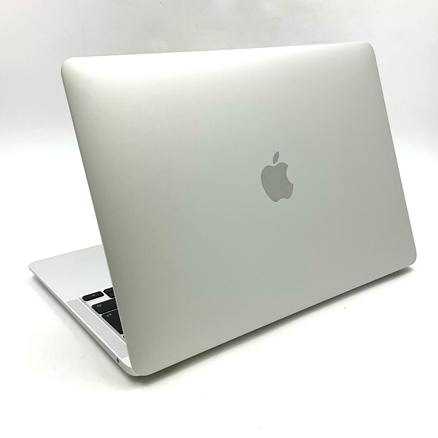 【全額返金保証】【最速発送】Apple MacBook Air 13インチ 2020 Apple M1 8GB SSD 256GB シルバー 98% 美品 動作確認済