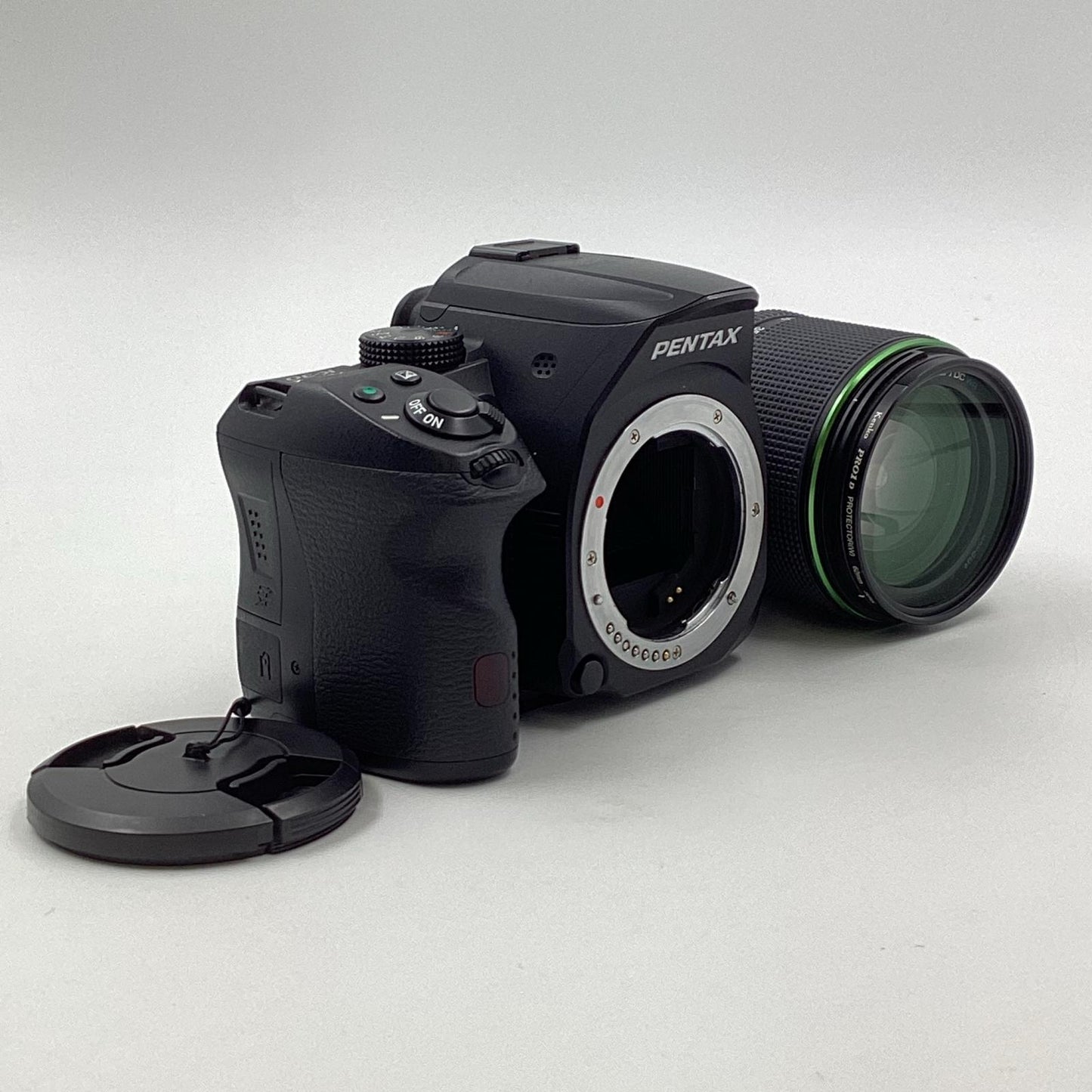 【全額返金保証】【最速発送】PENTAX デジタル一眼 K-30 18-135WRキット ブラック 動作確認済