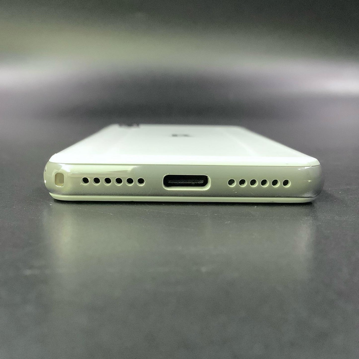 【全額返金保証】【最速発送】楽天モバイル Rakuten Mini クールホワイト 楽天モバイル  C330 白ロム 美品 動作確認済