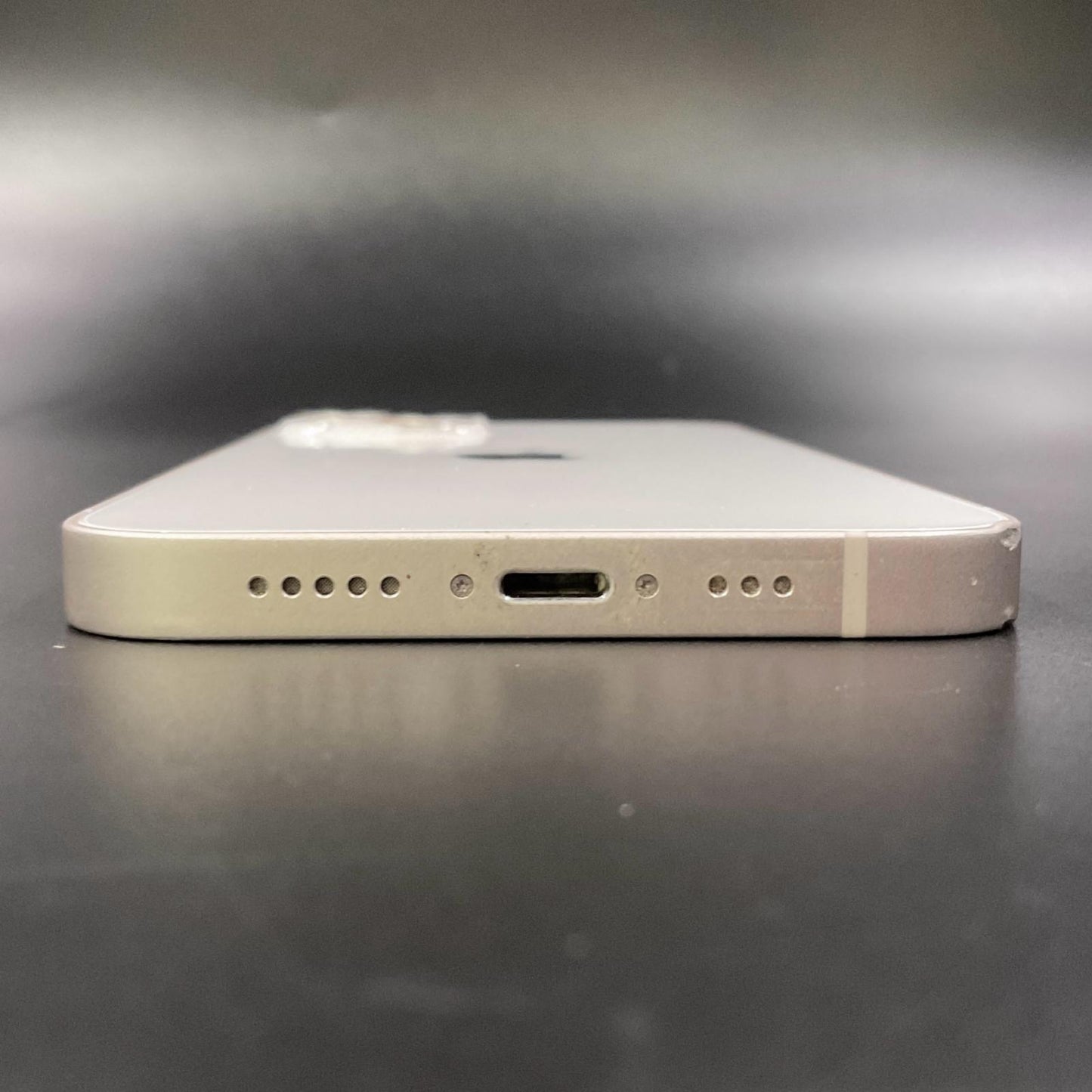 【全額返金保証】【最速発送】Apple iPhone iPhone 13 256GB スターライト docomo SIMフリー 動作確認済 78%