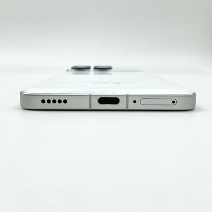 【全額返金保証】【最速発送】Xiaomi POCO F6 Pro 256GB ホワイト SIMフリー 23113RKC6G 超美品 動作確認済