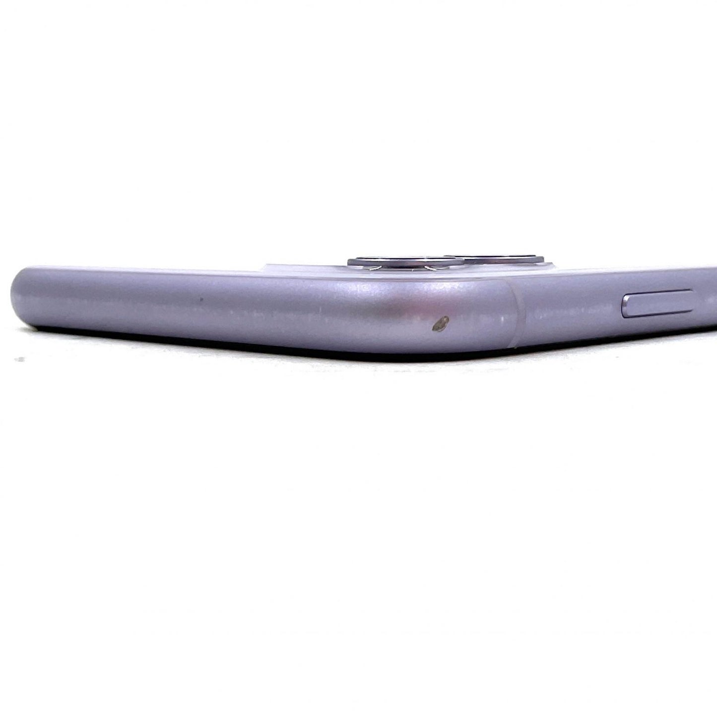 【全額返金保証】【最速発送】Apple iPhone iPhone 11 64GB パープル Softbank 白ロム 動作確認済 76%