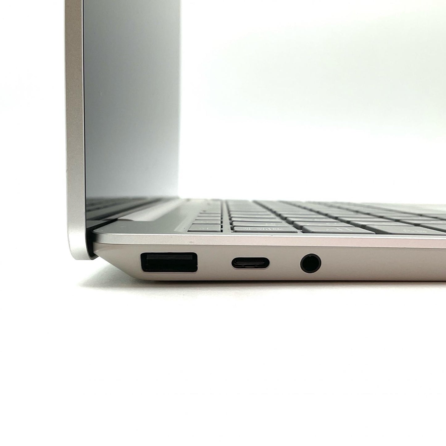 【全額返金保証】【最速発送】Microsoft Surface Laptop Go 1943 Intel(R) Core(TM) i5-1035G1 CPU @ 1.00GHz 1.19GHz 8GB M.2 SSD 128GB 90.3% 動作確認済