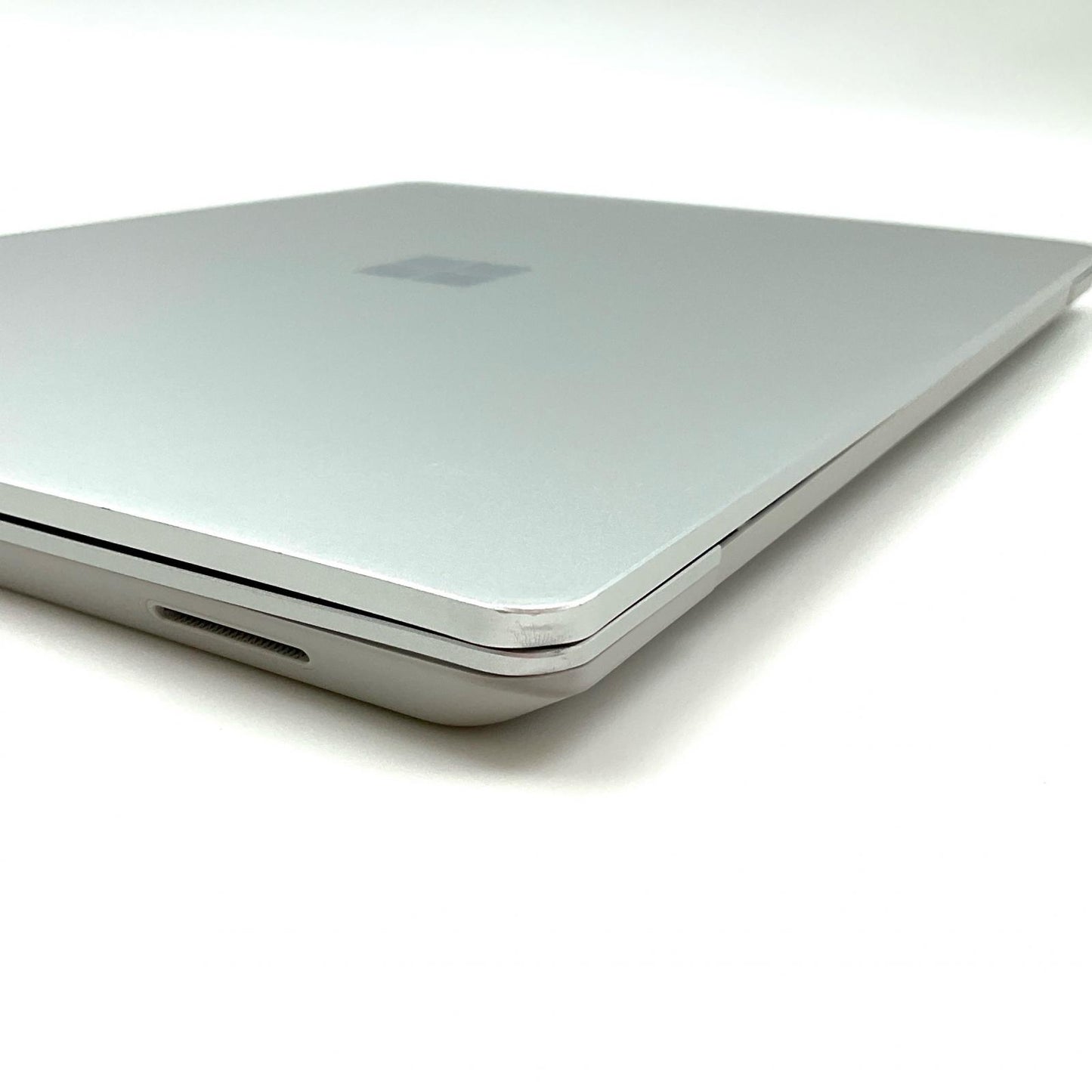 【全額返金保証】【最速発送】Microsoft Surface Laptop Go 1943 Intel(R) Core(TM) i5-1035G1 CPU @ 1.00GHz 1.19GHz 8GB M.2 SSD 128GB 90.3% 動作確認済