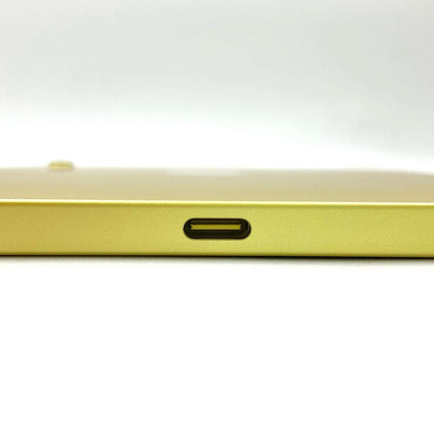 【全額返金保証】【最速発送】Apple iPad iPad (A16) 11インチ 128GB イエロー Wi-Fi 超美品 動作確認済
