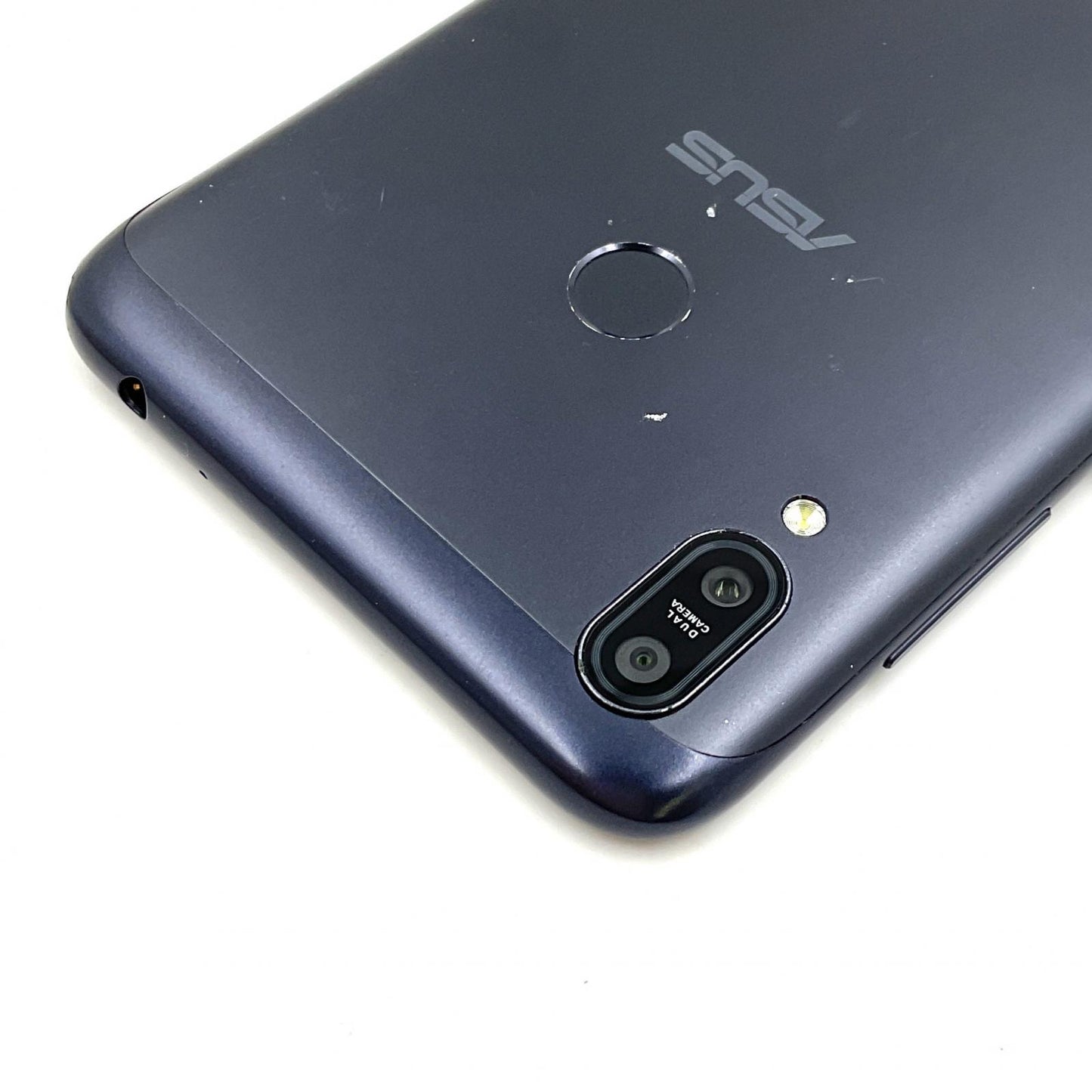 【全額返金保証】【最速発送】ASUS ZenFone Max (M2) 64GB ミッドナイトブラック SIMフリー X01AD 白ロム 動作確認済