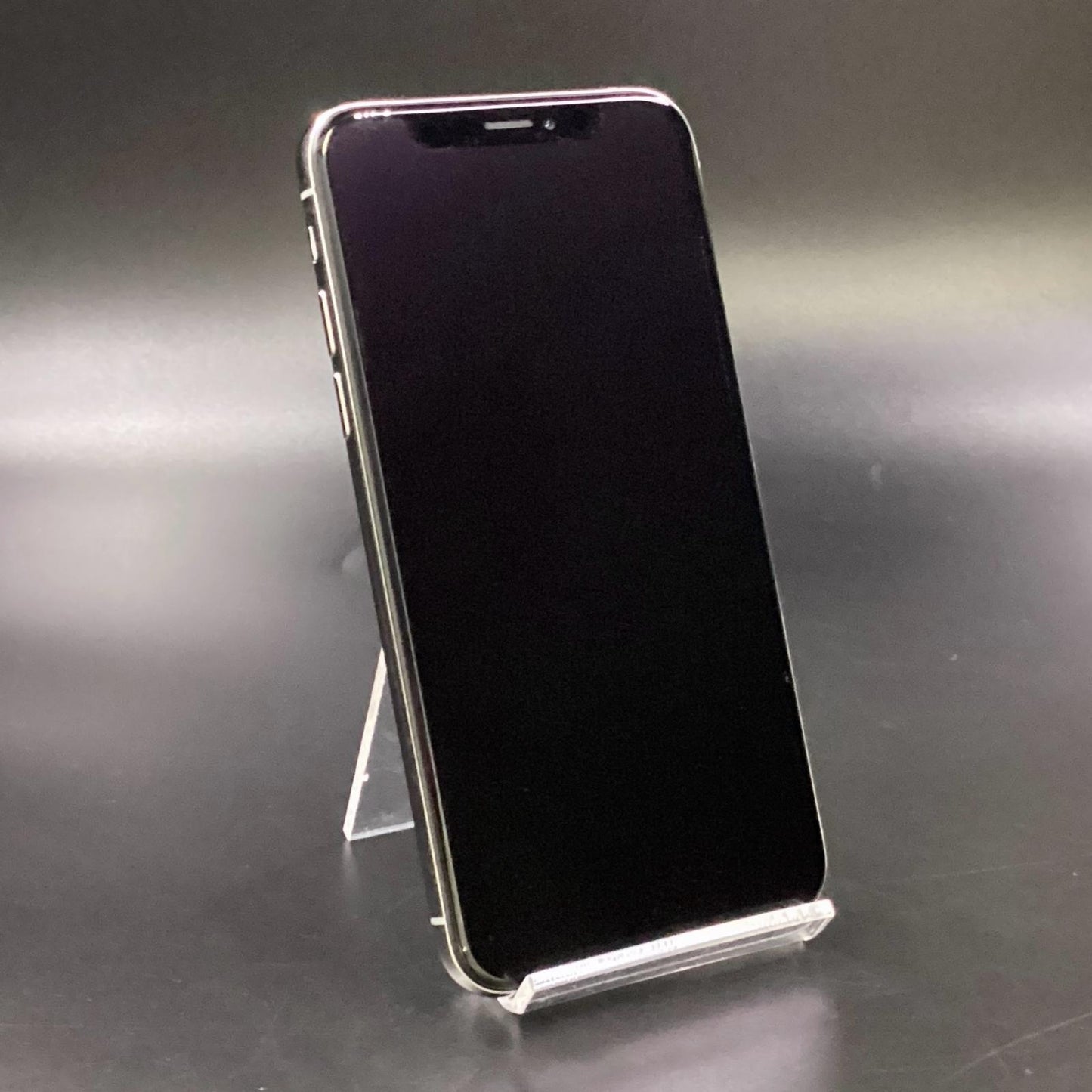 【全額返金保証】【最速発送】Apple iPhone iPhone XR 256GB シルバー docomo 白ロム 動作確認済 81%