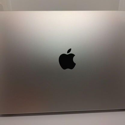 【全額返金保証】【最速発送】Apple MacBook Pro 14.1インチ 2023 M3Pro 11/14 Core 18GB M.2 SSD 512GB シルバー 美品 動作確認済