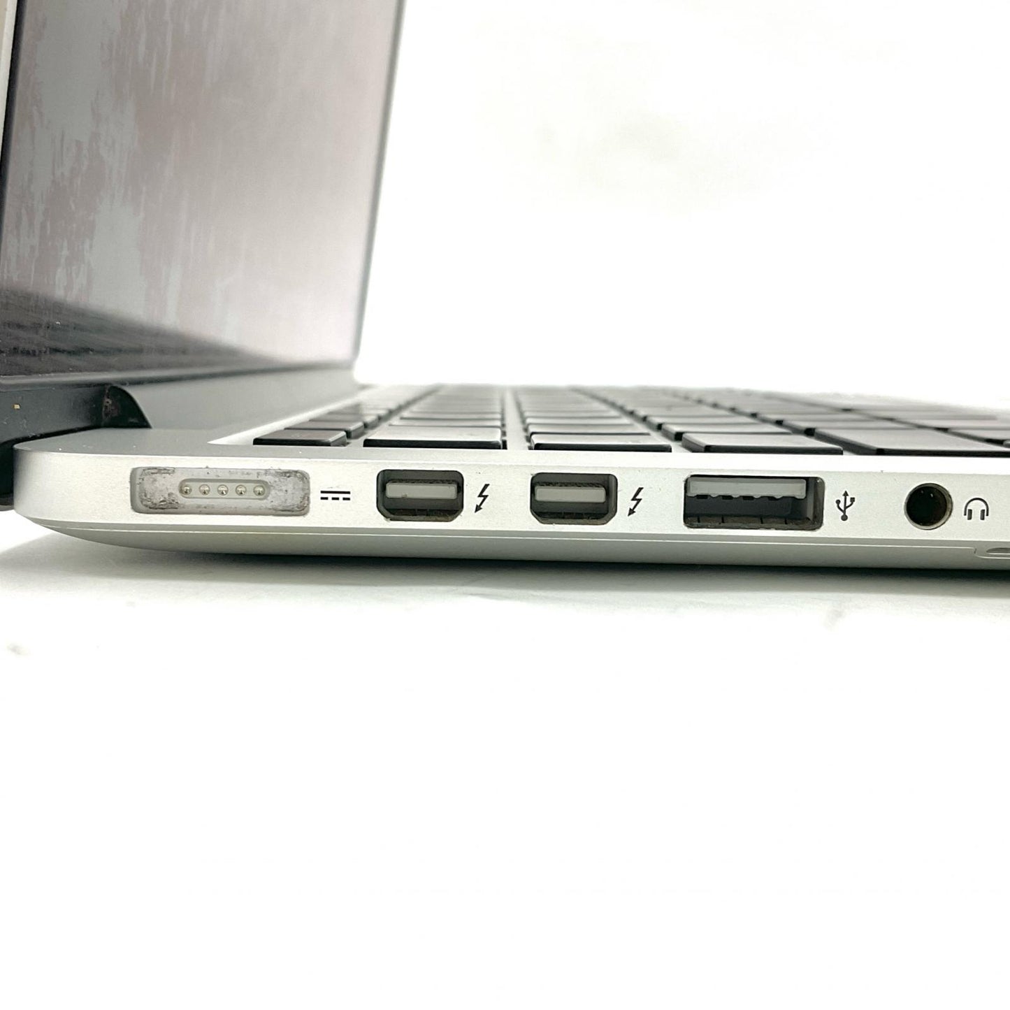 【最速発送】Apple MacBook Pro 13.3インチ 2015 2.7 GHz Intel Core i5 8GB SSD 128GB シルバー【難有】