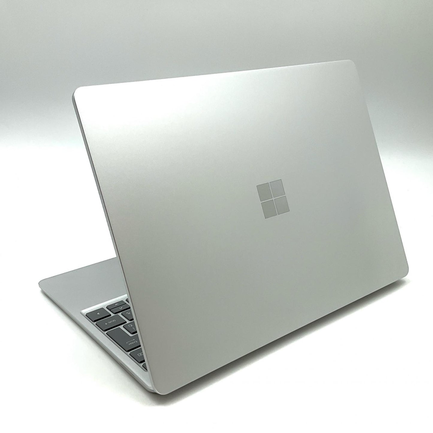 【全額返金保証】【最速発送】Microsoft Surface Laptop Go 3 2013 12th Gen Intel(R) Core(TM) i5-1235U 2.50GHz 8GB SSD 128GB 96.1% 美品 動作確認済