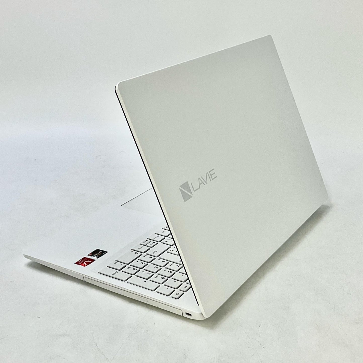 【全額返金保証】【最速発送】NEC LAVIE PC-NS300RAW AMD Ryzen 3 3200U with Radeon Vega Mobile Gfx 2.60GHz 4GB M.2 SSD 256GB 97.9% 美品 動作確認済
