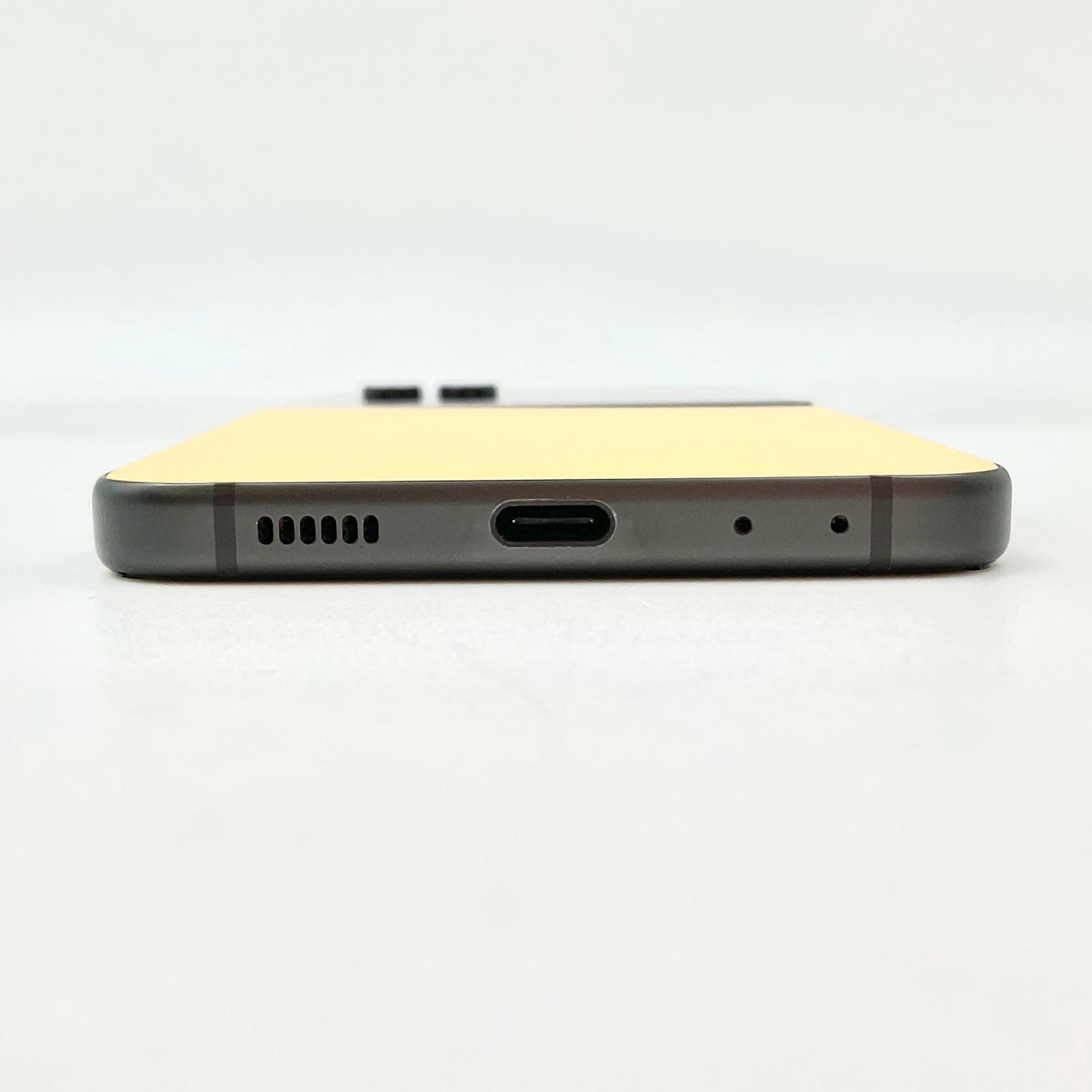【全額返金保証】【最速発送】SAMSUNG Galaxy Z Flip5 512GB クリーム SIMフリー SM-F731N 白ロム 動作確認済