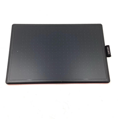 【全額返金保証】【最速発送】WACOM One by Wacom CTL-672 美品 動作確認済