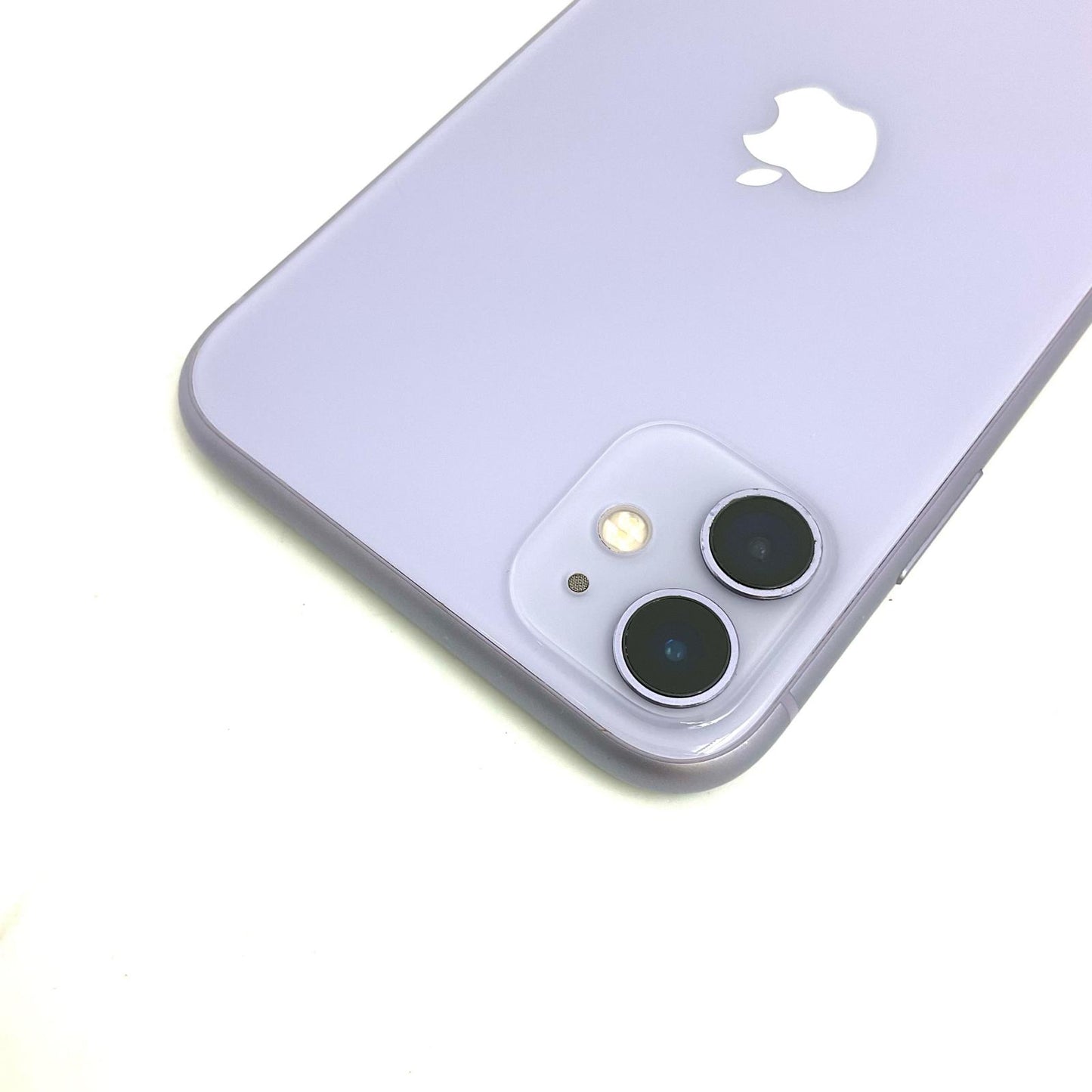 【全額返金保証】【最速発送】Apple iPhone iPhone 11 128GB パープル au 白ロム 動作確認済 77%