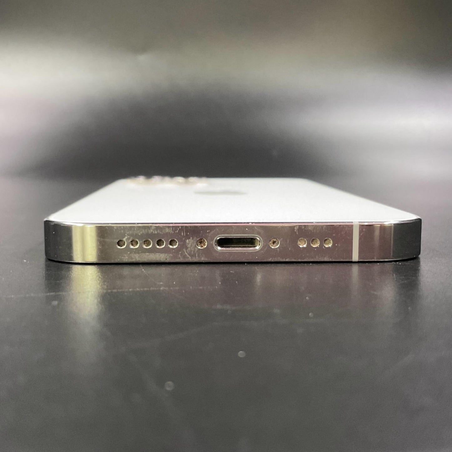 【全額返金保証】【最速発送】Apple iPhone iPhone 12 Pro 128GB シルバー docomo 白ロム 動作確認済 77%