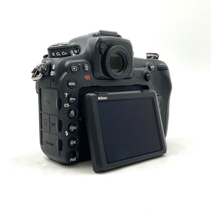 【全額返金保証】【最速発送】Nikon デジタル一眼 D500 ボディ ブラック 美品 動作確認済
