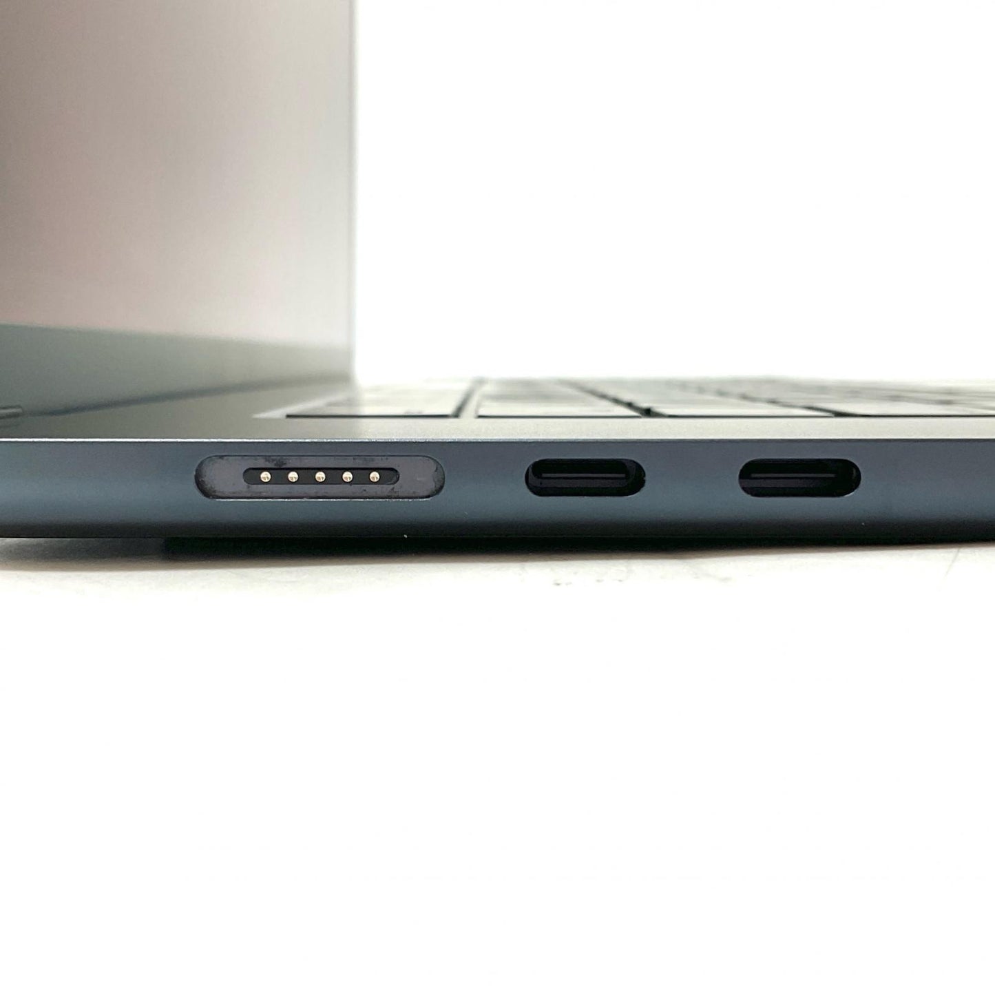 【全額返金保証】【最速発送】Apple MacBook Air 15インチ 2023 M2 8GB SSD 256GB ミッドナイト 100% 動作確認済