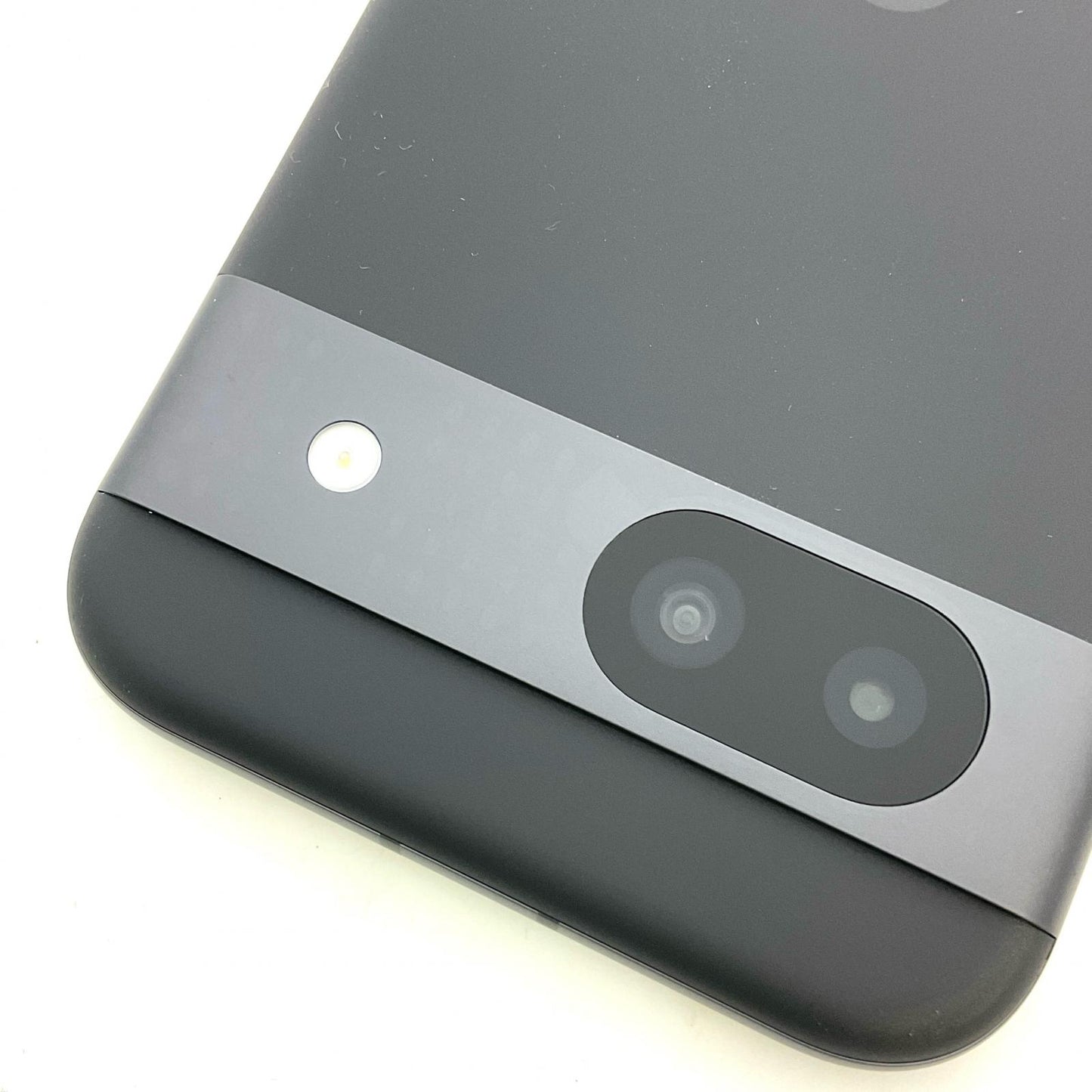 【全額返金保証】【最速発送】Google Pixel 8a 128GB Obsidian au G576D 白ロム 美品 動作確認済