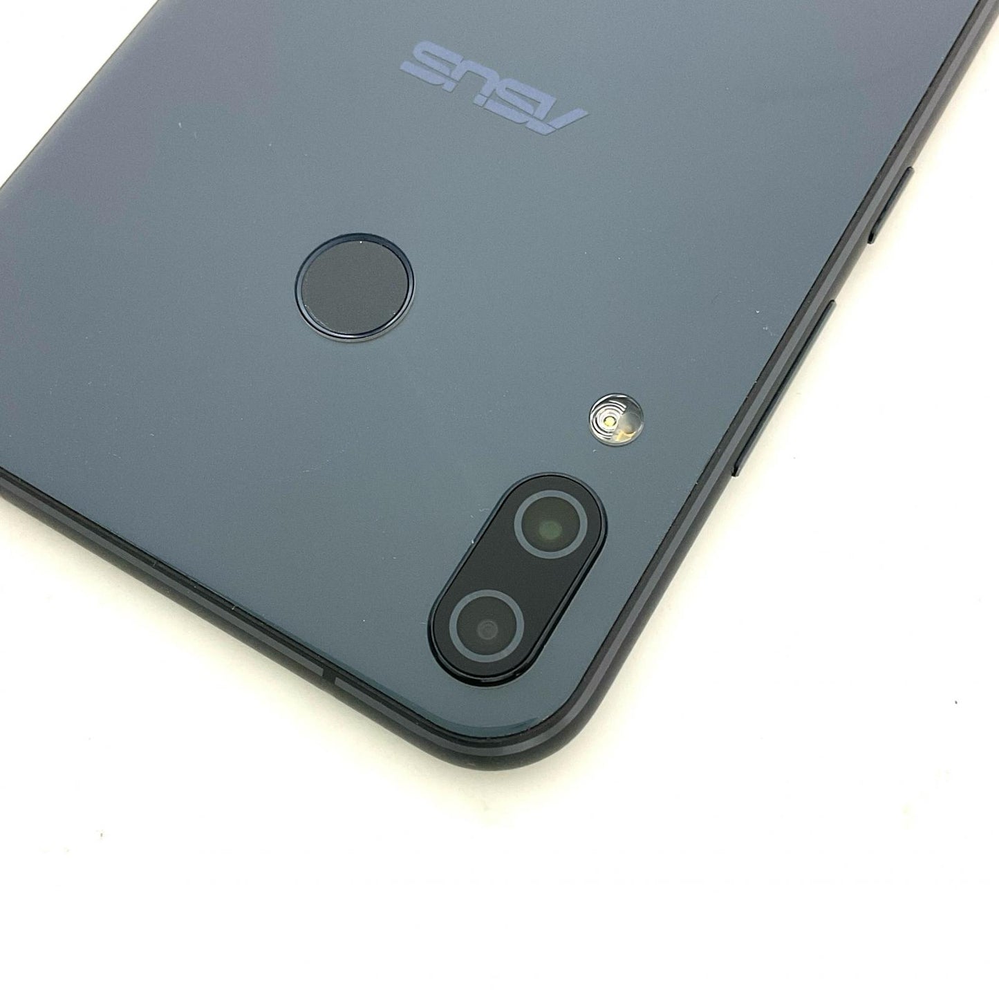 【全額返金保証】【最速発送】ASUS Zenfone5 64GB MIDNITE BLUE X00QD 白ロム 動作確認済