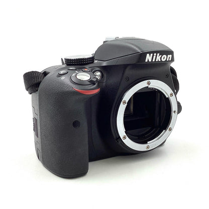【全額返金保証】【最速発送】Nikon デジタル一眼 D3300 18-55 VRII レンズキット ブラック 美品 動作確認済