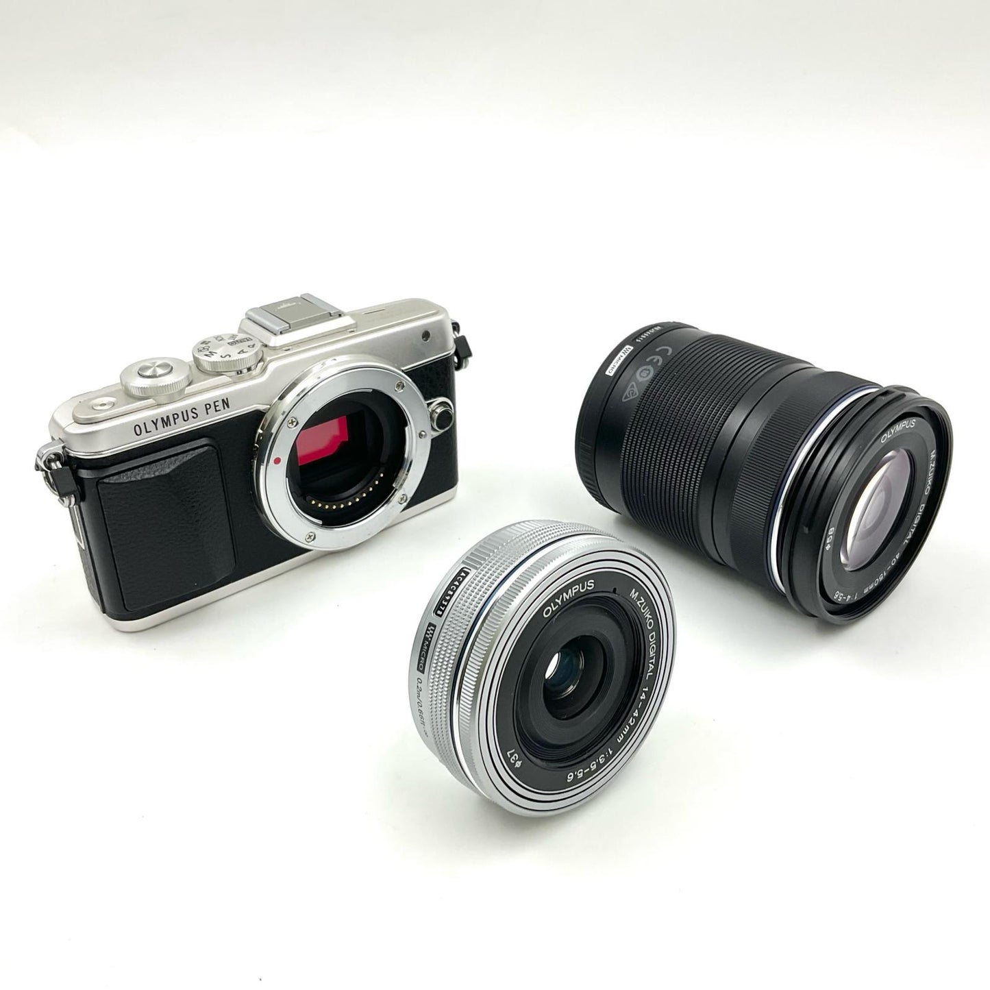 【全額返金保証】【最速発送】OLYMPUS デジタル一眼 PEN Lite E-PL7 EZダブルズームキット シルバー 美品 動作確認済