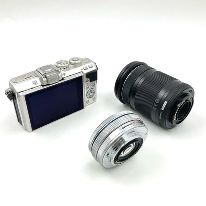 【全額返金保証】【最速発送】OLYMPUS デジタル一眼 PEN Lite E-PL7 EZダブルズームキット シルバー 美品 動作確認済