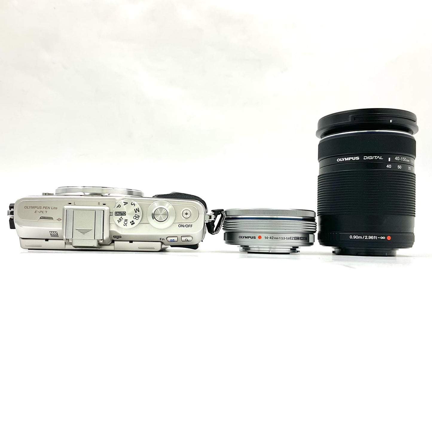 【全額返金保証】【最速発送】OLYMPUS デジタル一眼 PEN Lite E-PL7 EZダブルズームキット シルバー 美品 動作確認済