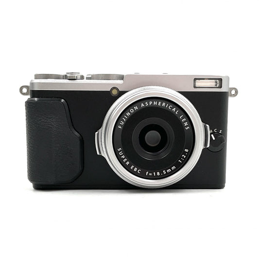 【全額返金保証】【最速発送】FUJIFILM コンパクトデジタルカメラ X70 シルバー 美品 動作確認済