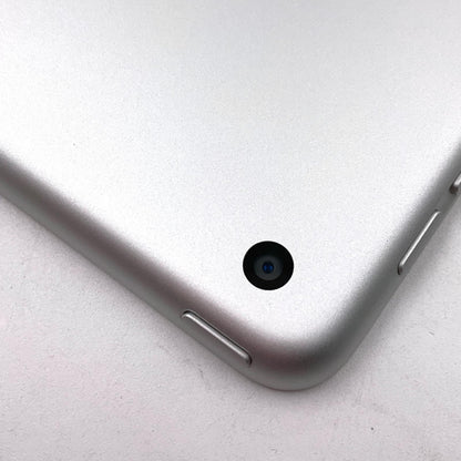 【全額返金保証】【最速発送】Apple iPad iPad 10.2インチ 第9世代 64GB シルバー Wi-Fi 動作確認済