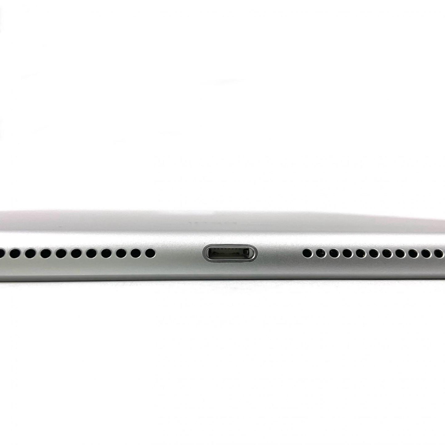 【全額返金保証】【最速発送】Apple iPad iPad 10.2インチ 第9世代 64GB シルバー Wi-Fi 動作確認済