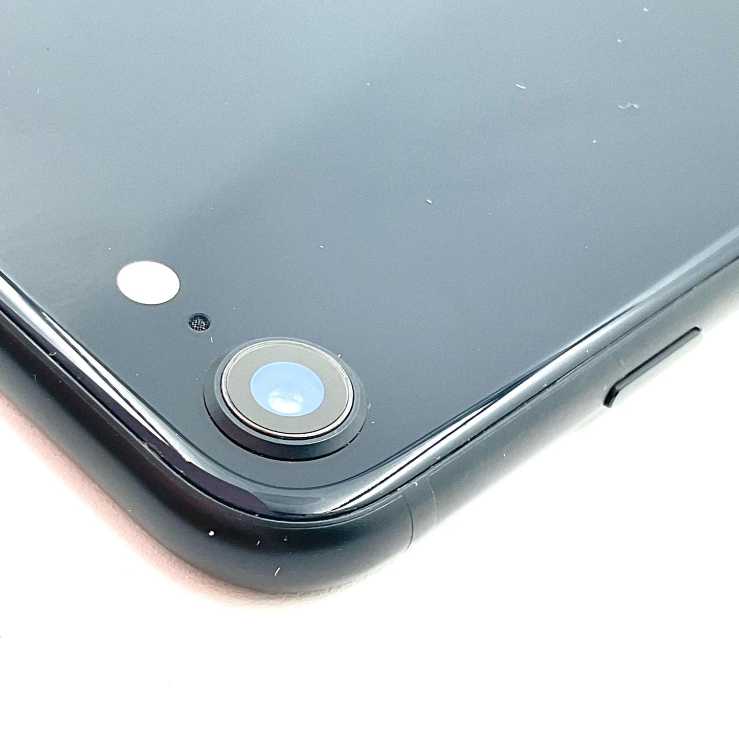 【全額返金保証】【最速発送】Apple iPhone iPhone SE（第3世代） 64GB ミッドナイト Softbank SIMフリー 白ロム 動作確認済 84%