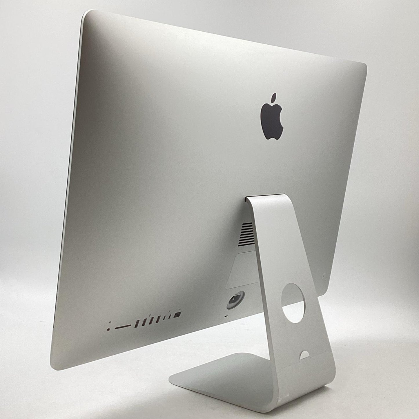 【全額返金保証】【最速発送】Apple iMac 27インチ 8コア intel core i7 8GB SSD 512GB シルバー 動作確認済