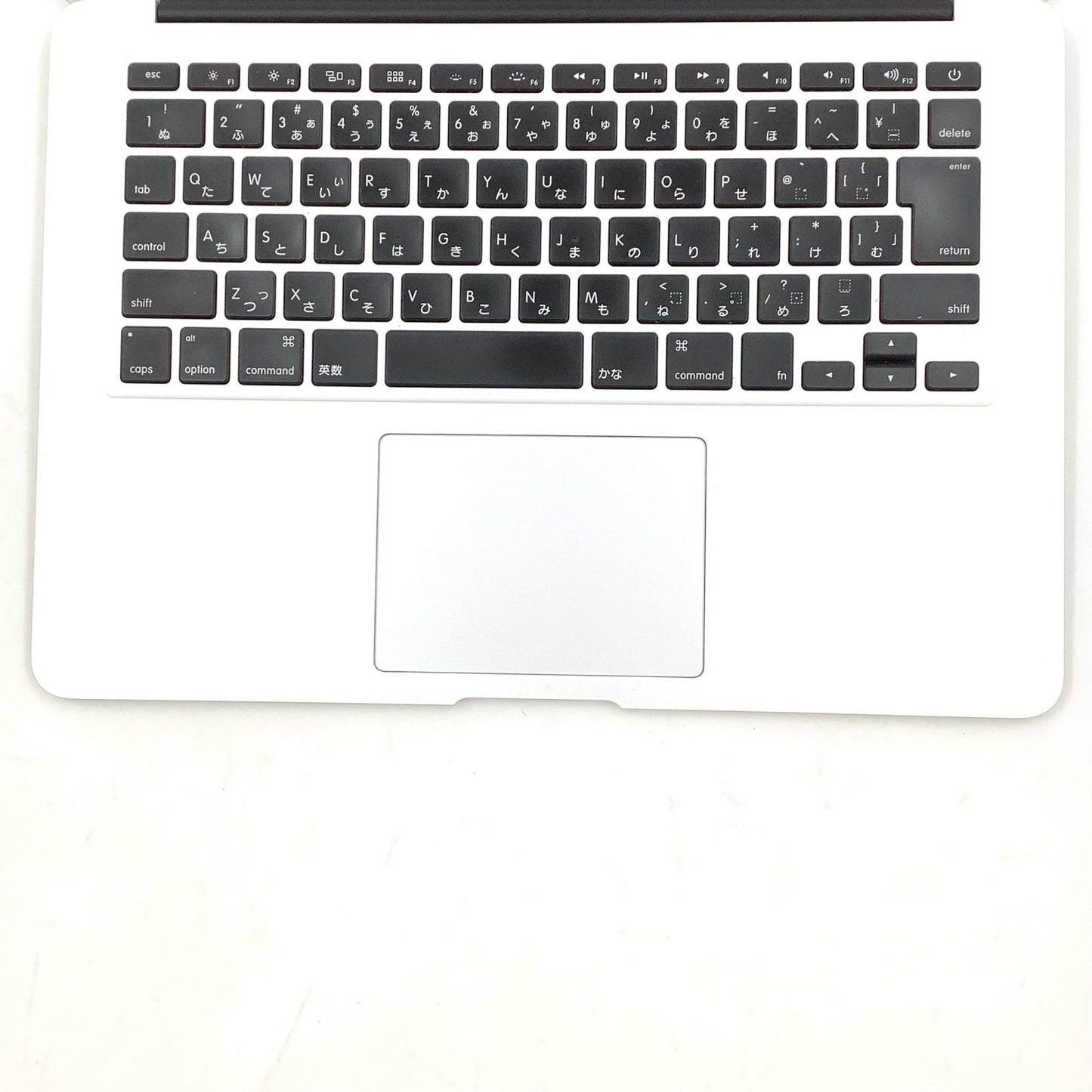 【最速発送】Apple MacBook Air 13インチ 2013 デュアルコア intel core i5 4GB SSD 128GB シルバー 61.8%【難有】