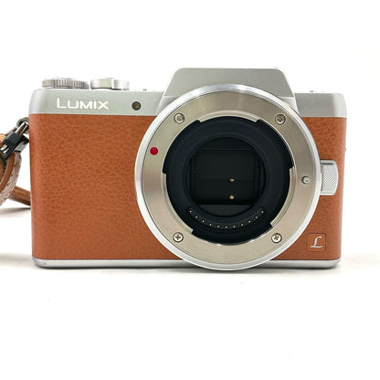 【全額返金保証】【最速発送】Panasonic デジタル一眼 LUMIX DMC-GF7 ボディ ブラウン 動作確認済