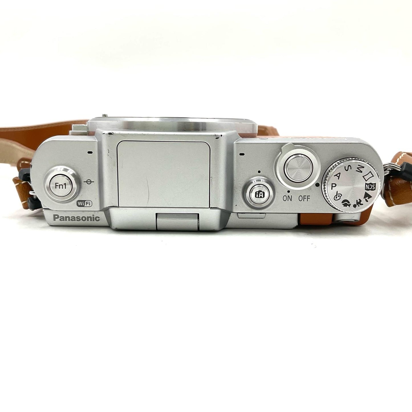 【全額返金保証】【最速発送】Panasonic デジタル一眼 LUMIX DMC-GF7 ボディ ブラウン 動作確認済