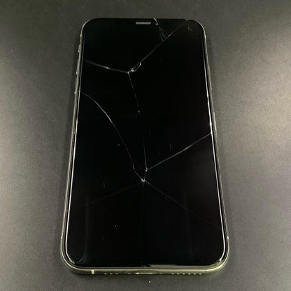 【最速発送】Apple iPhone iPhone XS 512GB シルバー docomo 白ロム【難有】 74%
