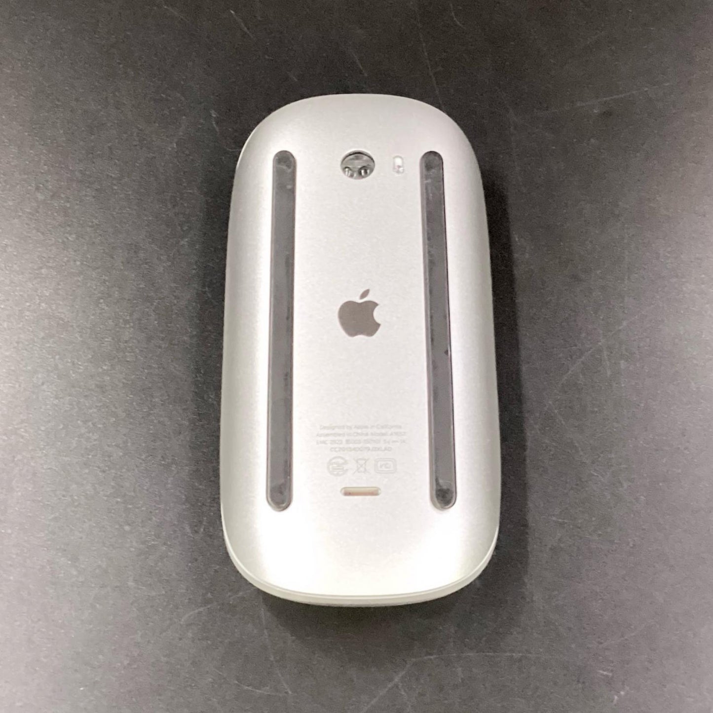 【全額返金保証】【最速発送】Apple Magic Mouse 2 MLA02J/A 美品 動作確認済