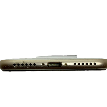 【全額返金保証】【最速発送】Apple iPhone iPhone 7 32GB ゴールド docomo 白ロム 動作確認済 82%
