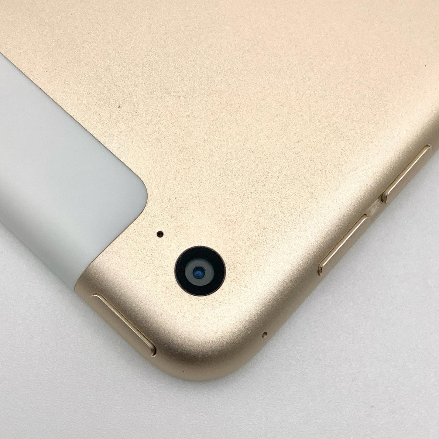 【全額返金保証】【最速発送】Apple iPad mini 7.9インチ 第4世代 128GB ゴールド WiFi+Cellular au 白ロム 動作確認済