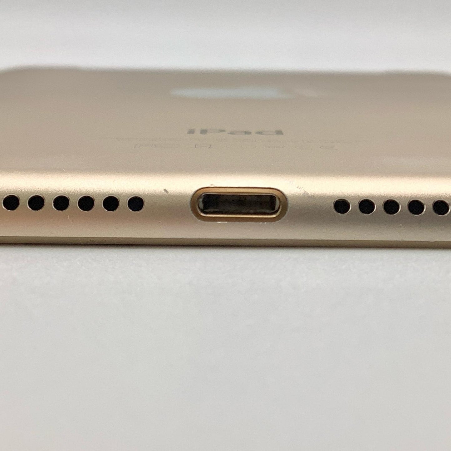 【全額返金保証】【最速発送】Apple iPad mini 7.9インチ 第4世代 128GB ゴールド WiFi+Cellular au 白ロム 動作確認済
