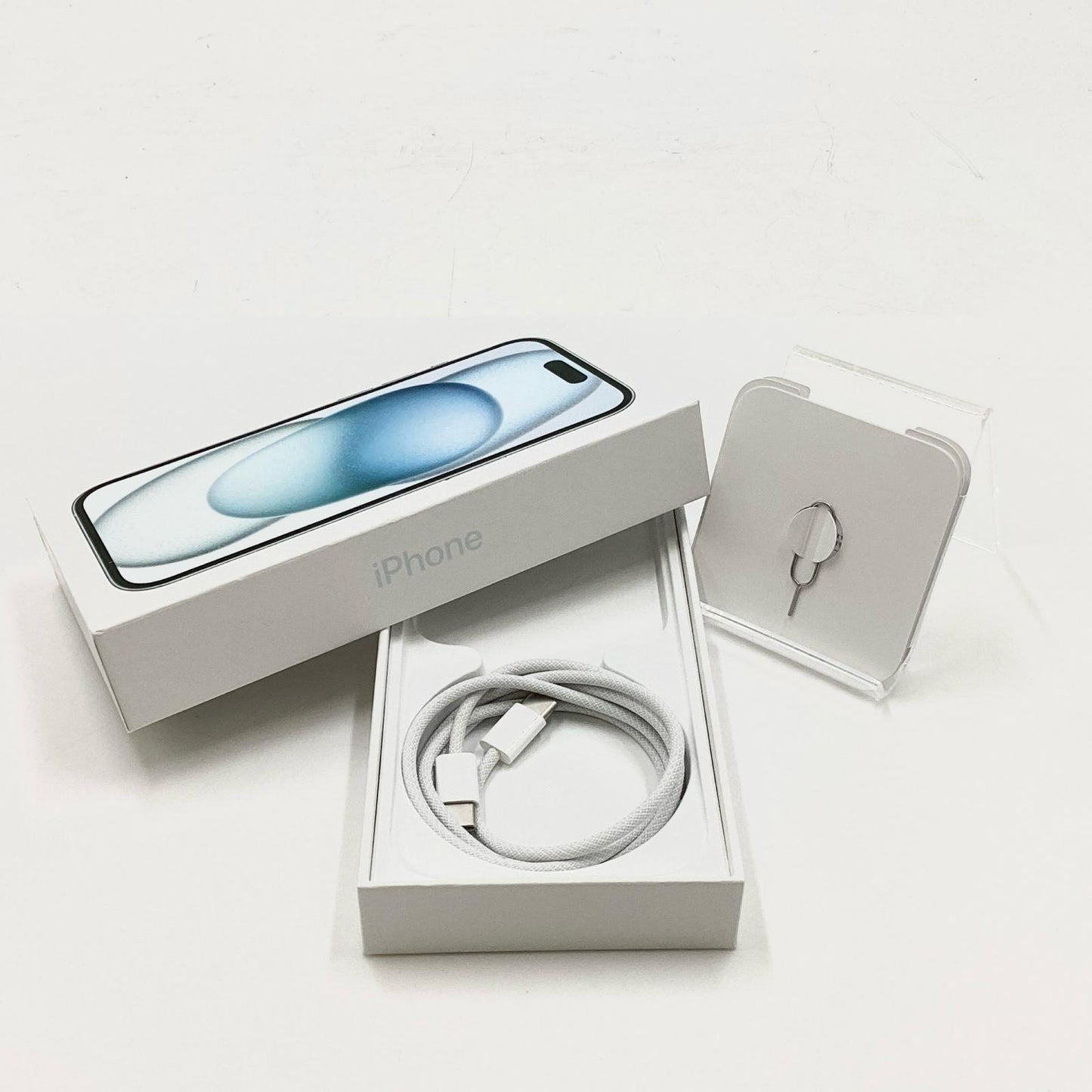【全額返金保証】【最速発送】Apple iPhone iPhone 15 128GB ブルー docomo 白ロム 超美品 動作確認済 100%