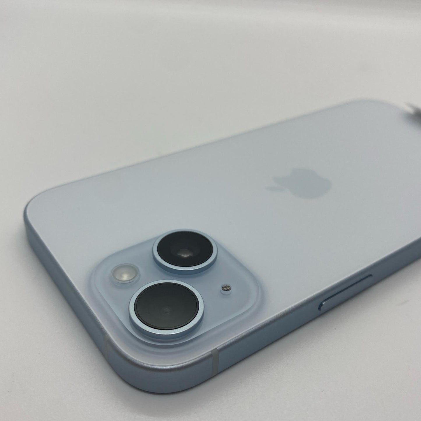 【全額返金保証】【最速発送】Apple iPhone iPhone 15 128GB ブルー docomo SIMフリー 白ロム 新品未開封 即納OK 100%