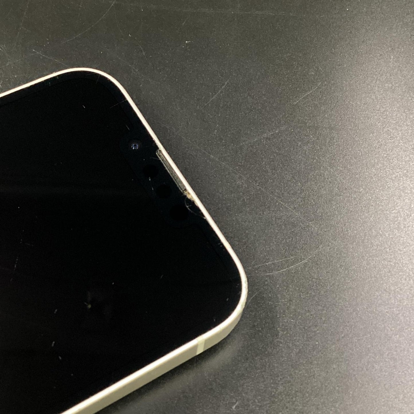 【全額返金保証】【最速発送】Apple iPhone iPhone 14 128GB スターライト au 動作確認済 86%
