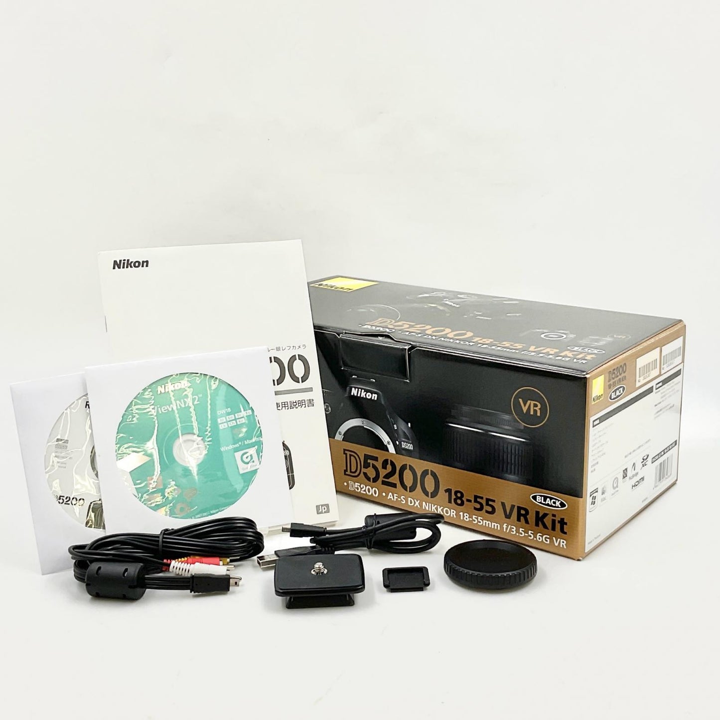 【全額返金保証】【最速発送】Nikon デジタル一眼 D5200 ボディ ブラック 動作確認済