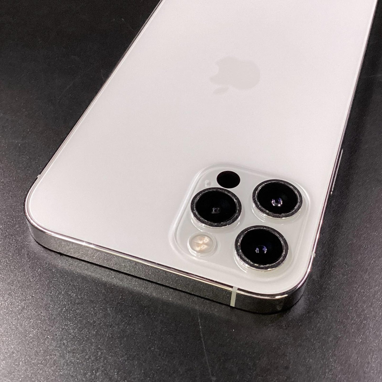 【全額返金保証】【最速発送】Apple iPhone iPhone 12 Pro 128GB シルバー Softbank 白ロム 動作確認済 78%