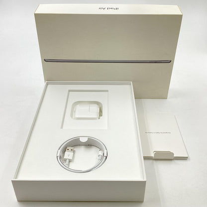 【全額返金保証】【最速発送】Apple iPad Air 10.5インチ 第3世代 64GB スペースグレイ Wi-Fi 動作確認済