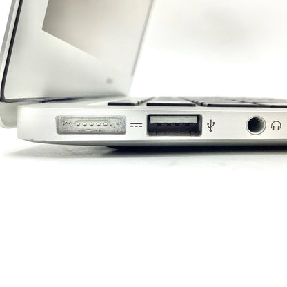 【全額返金保証】【最速発送】Apple MacBook Air 13インチ 2015 Intel Core i5 4GB SSD 128GB シルバー 動作確認済