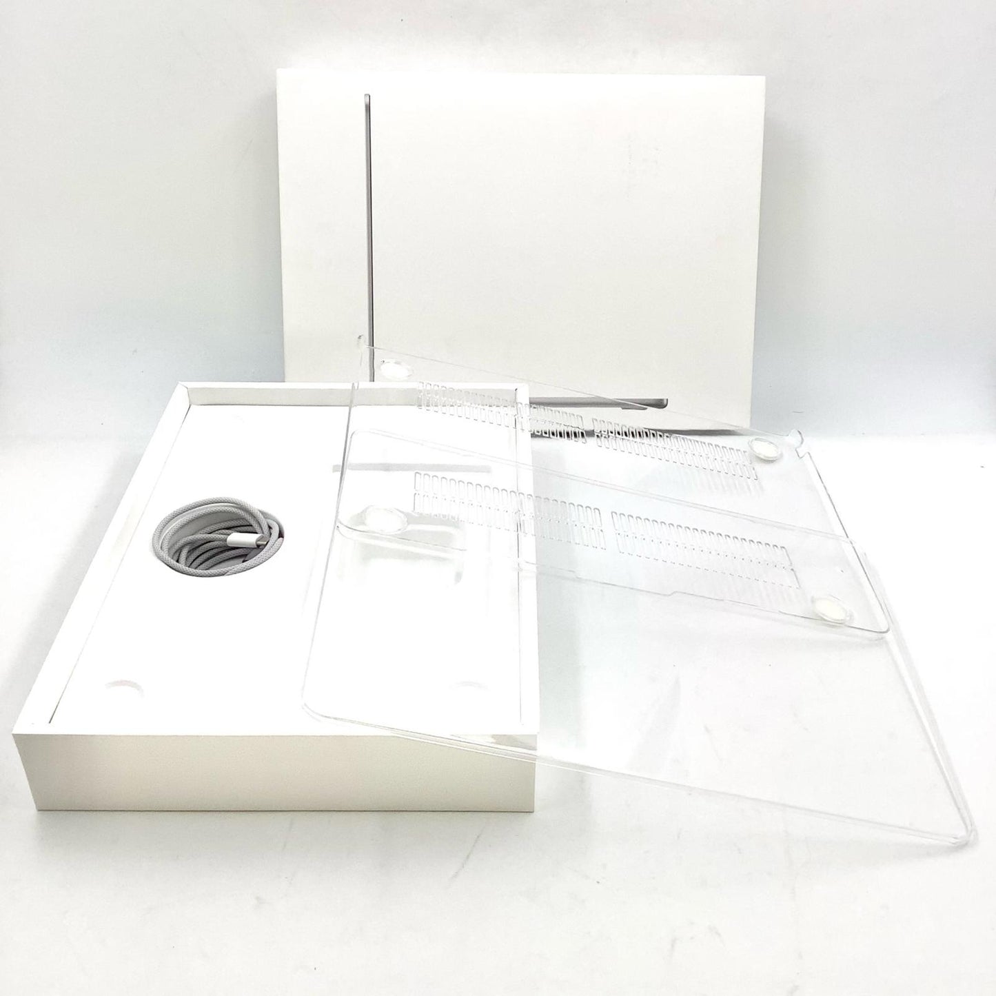 【全額返金保証】【最速発送】Apple MacBook Air 13.6インチ 2024 Apple M3 8GB SSD 256GB スペースグレイ 100% 動作確認済