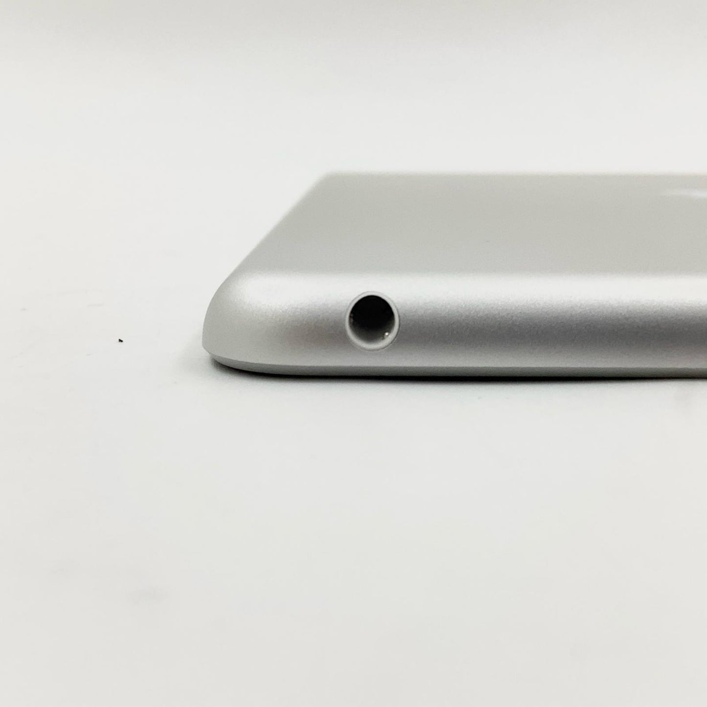 【全額返金保証】【最速発送】Apple iPad iPad 10.2インチ 第9世代 256GB シルバー Wi-Fi 美品 動作確認済