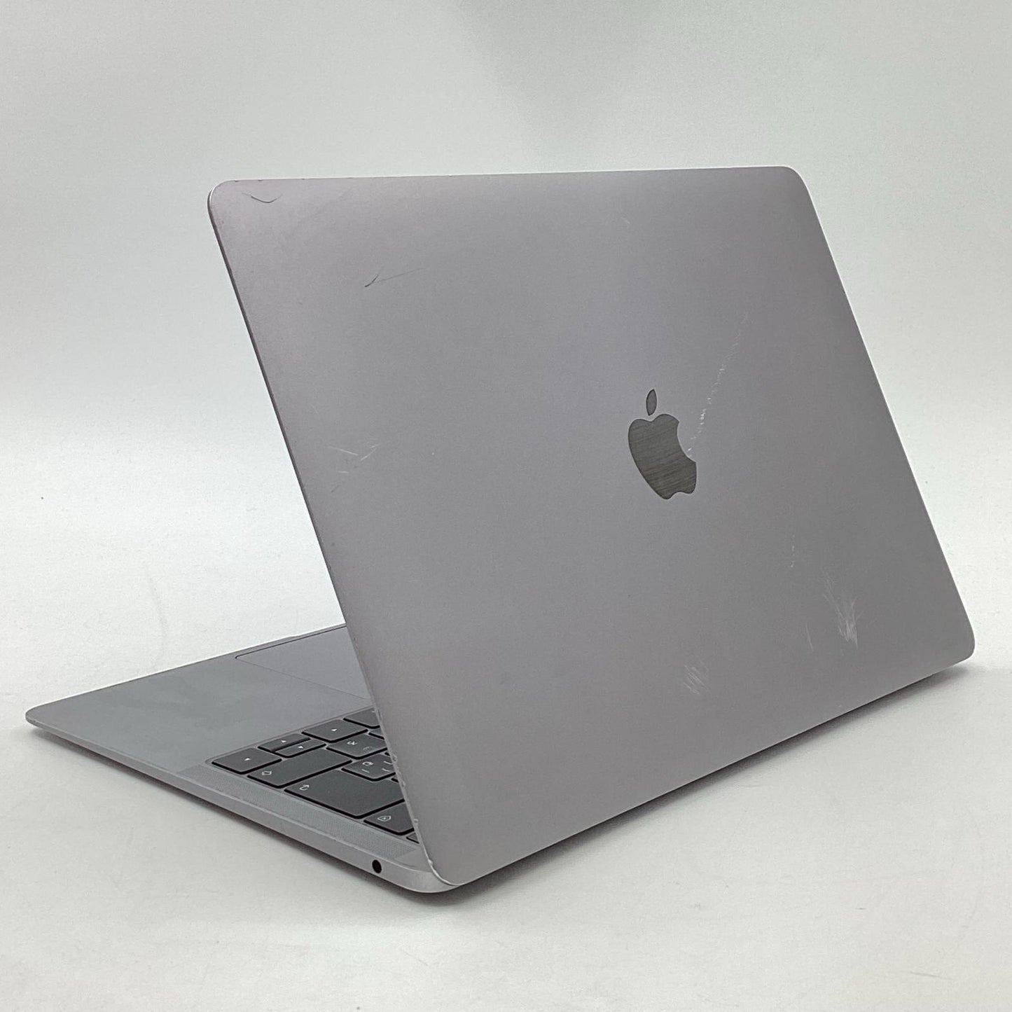 【最速発送】Apple MacBook Retina Air 13.3インチ 2018 1.6GHz デュアルコア Intel Core i5 8GB SSD 256GB スペースグレイ 81%【難有】